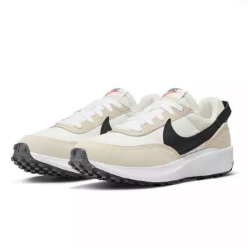 Size 8 Nike Waffle Debut "Sanddrift/Black/White" Women's Shoe- perfect condition